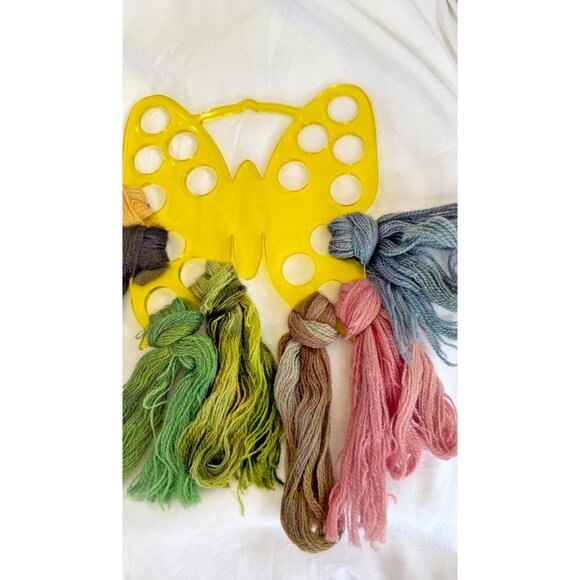 Butterfly Yarn Floss Organizer Needlework Plastic Divider Craft Tool - Picture 2 of 5